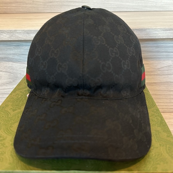 AUTHENTIC GUCCI ORIGINAL GG CANVAS BASEBALL HAT WITH WEB - Picture 3 of 8